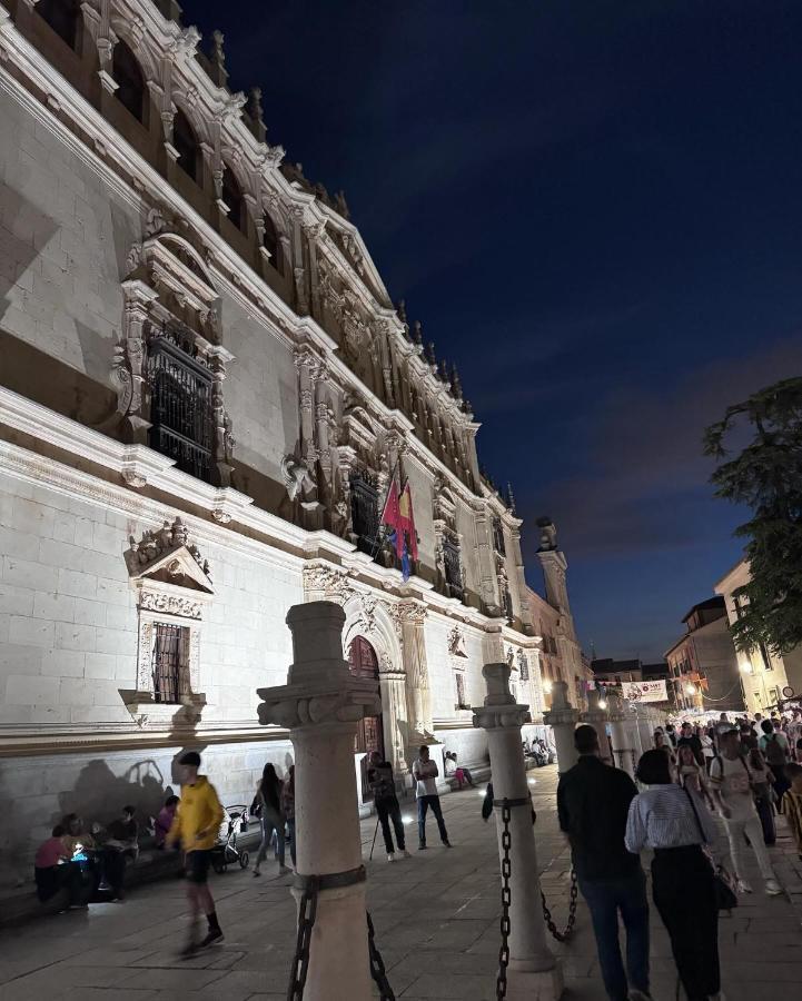 Sonar En La Plaza Cervantes 3 Alcala de Henares Ngoại thất bức ảnh